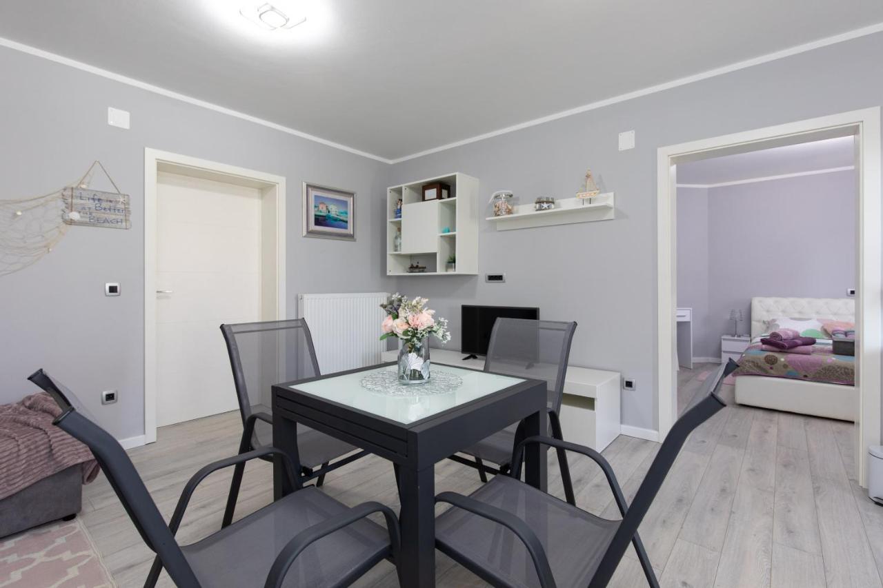 Apartment Odore Di Mare With Beautiful Garden Krk Town Luaran gambar