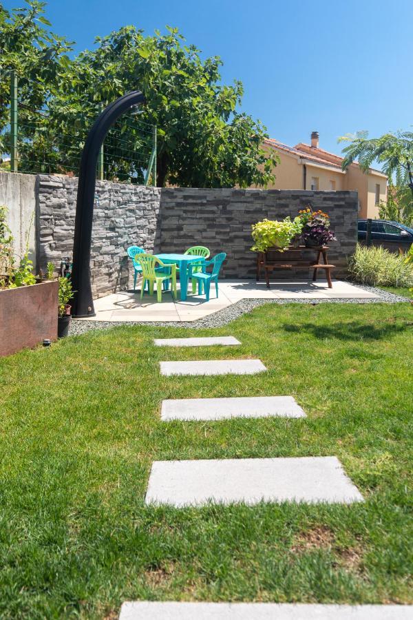 Apartment Odore Di Mare With Beautiful Garden Krk Town Luaran gambar